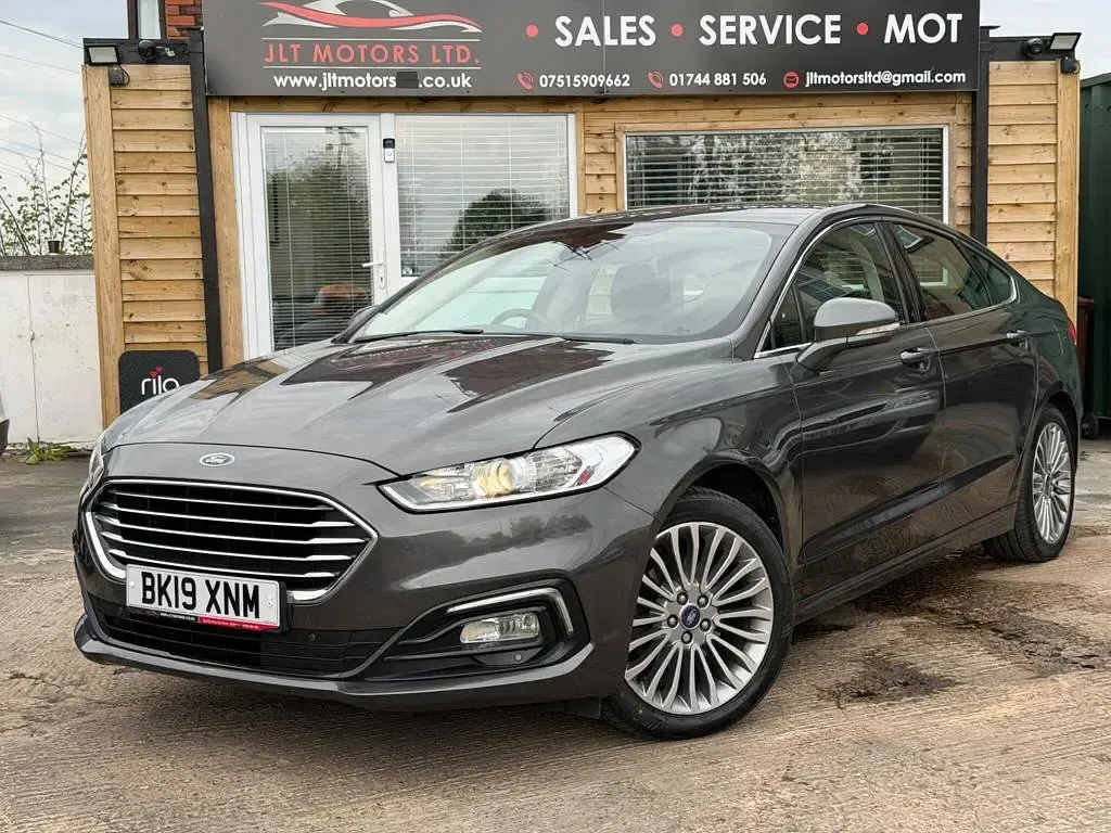 Used Ford Mondeo Titanium 2019 Grey Hatchback