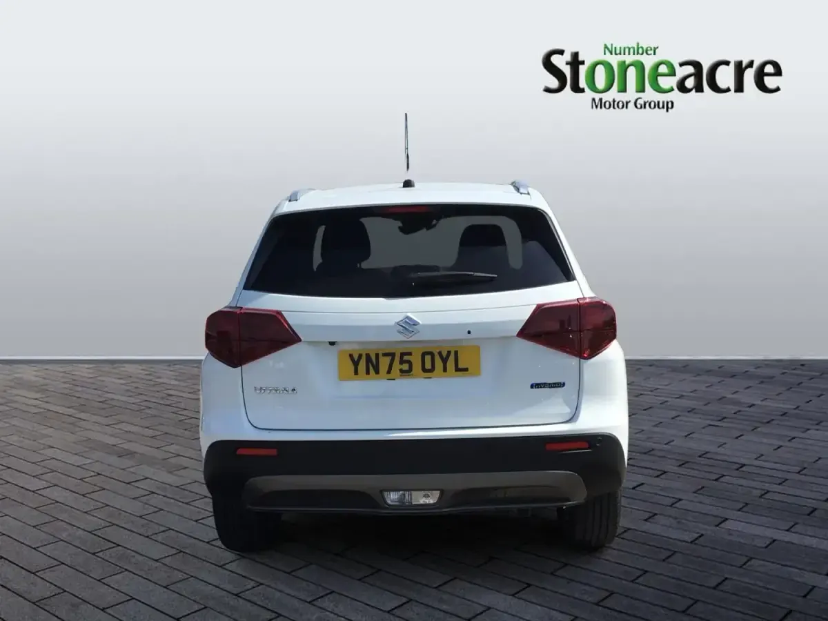 New Suzuki Vitara 116 HP (85 kW) 2025 White SUV
