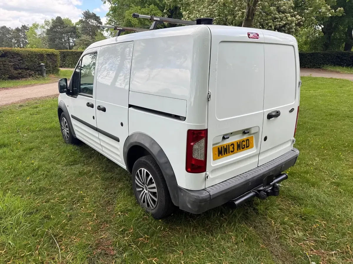 Used Ford Transit Connect 75 HP (55 kW) 2013 White MPV