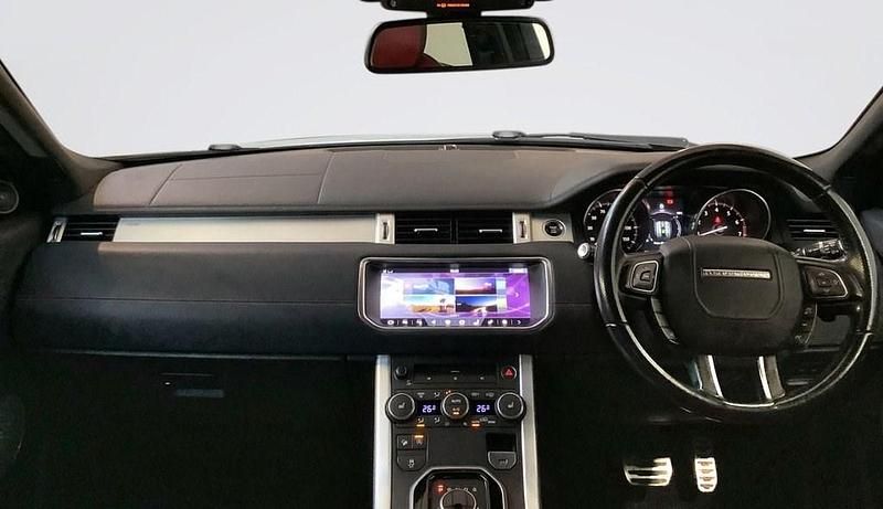 Used Land Rover Range Rover evoque HSE Dynamic 240 HP (176 kW) 2016 White SUV