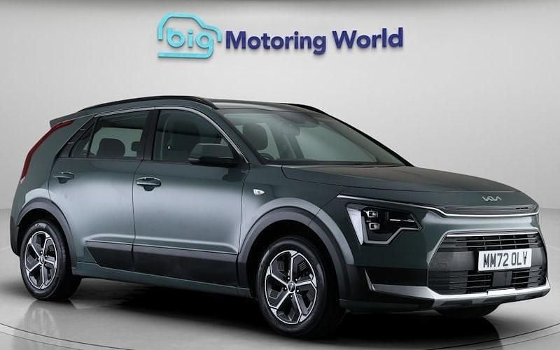 Used Kia Niro 141 HP (103 kW) 2023 Green SUV