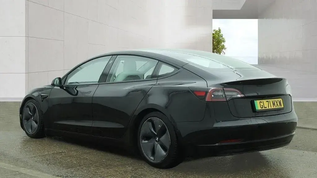 Usado Tesla Model 3 Long Range AWD 254 kW (346 CV) 2022 Negro Berlina
