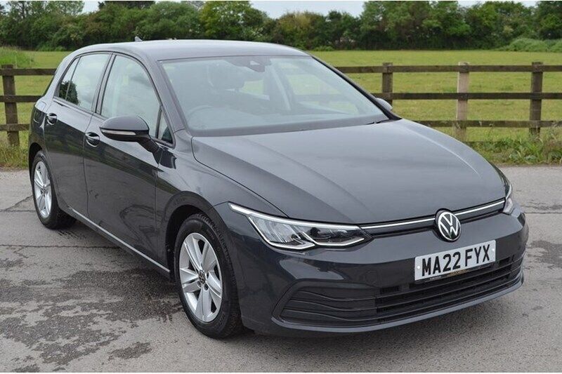 Used 2022 VW Golf VIII Life Hatchback | £13,189 (Good price) - Image 1/1