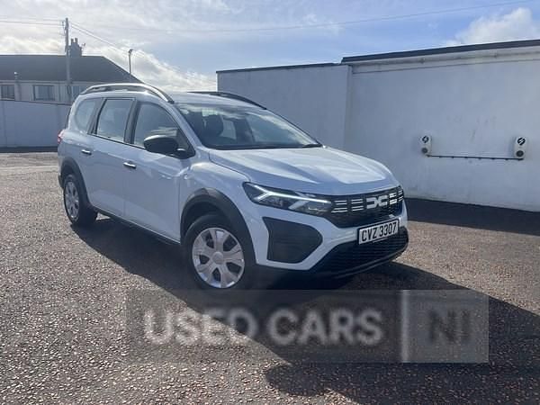 New Dacia Jogger Essentiel 109 HP (80 kW) 2025 White MPV