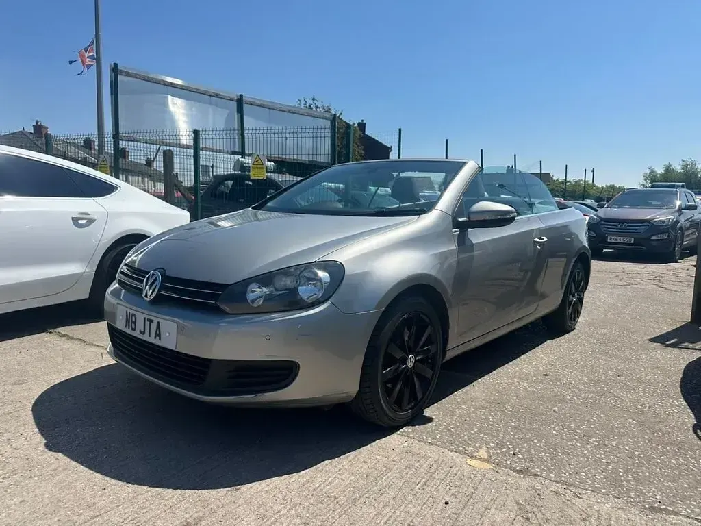 Used VW Golf Cabriolet S 122 HP (89 kW) 2012 Silver Cabriolet
