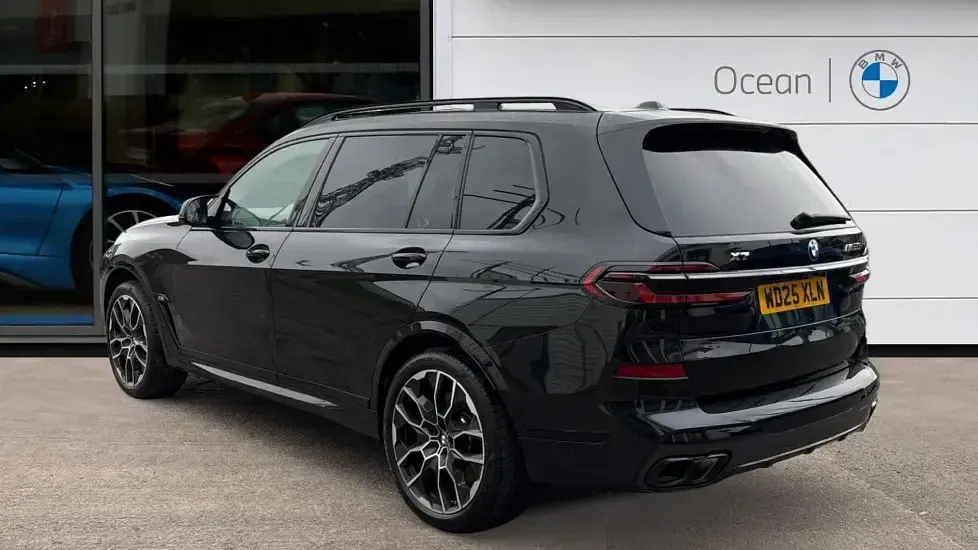 Used BMW X7 M Sport 523 HP (384 kW) 2025 Black SUV