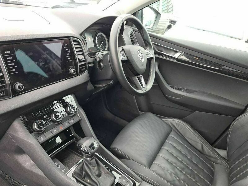 Used Skoda Karoq SE 148 HP (108 kW) 2019 Grey SUV