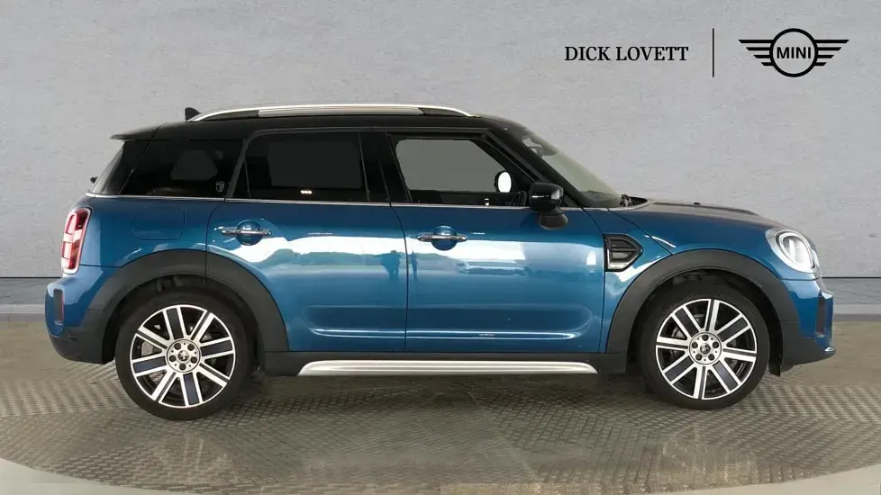 Used Mini Cooper Countryman Exclusive 136 HP (100 kW) 2022 Blue SUV