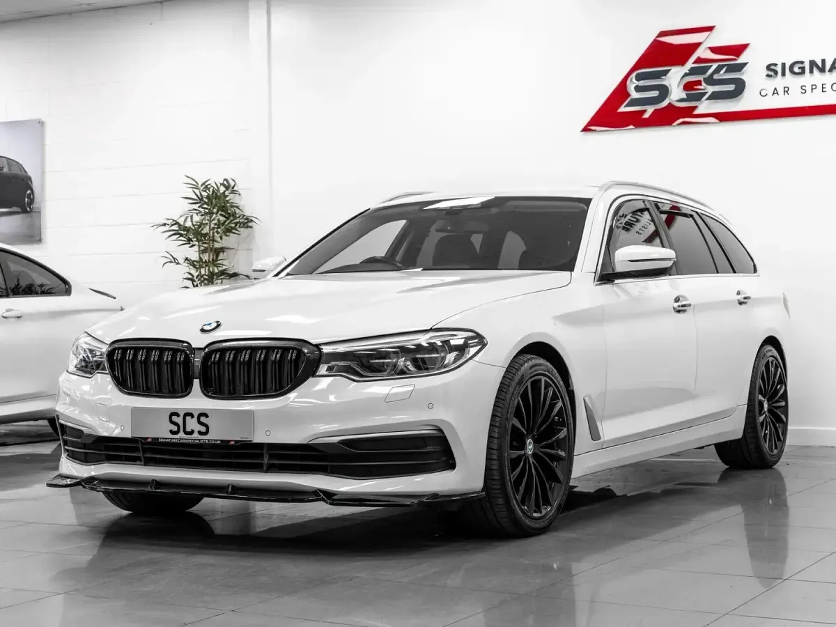 Used BMW 520 Comfort Edition 190 HP (139 kW) 2017 White Estate
