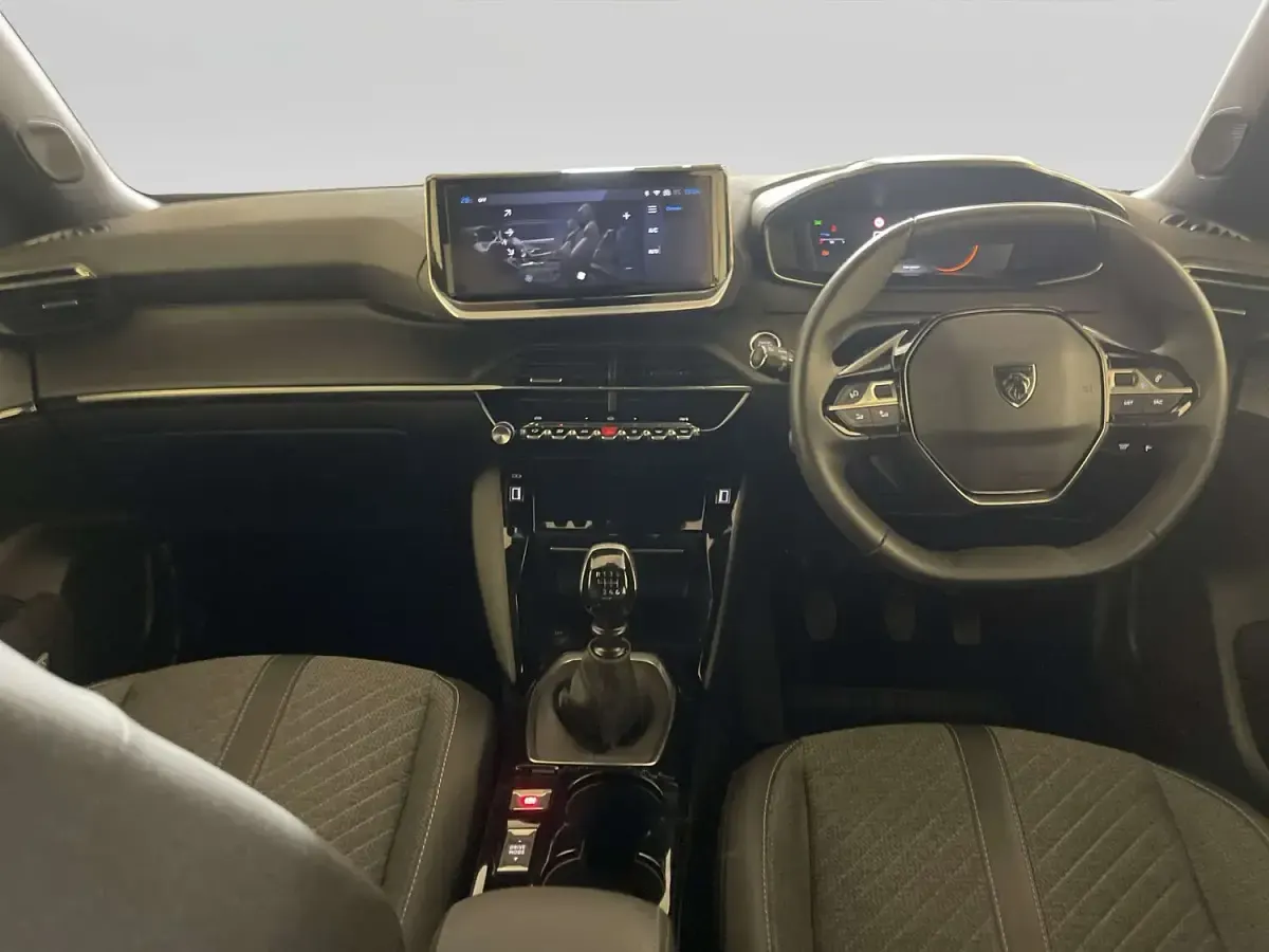 Used Peugeot 2008 Allure 130 HP (95 kW) 2024 Red SUV