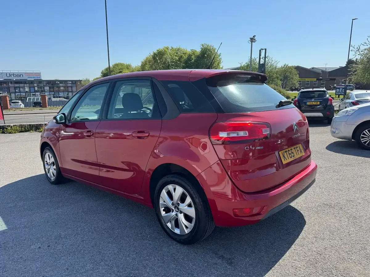 Used Citroën C4 Picasso VTR Sport 2016 Red MPV