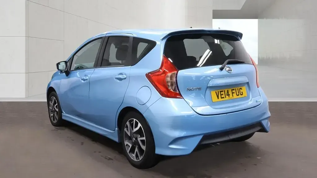 Used Nissan Note Acenta Premium 80 HP (58 kW) 2014 Blue Hatchback