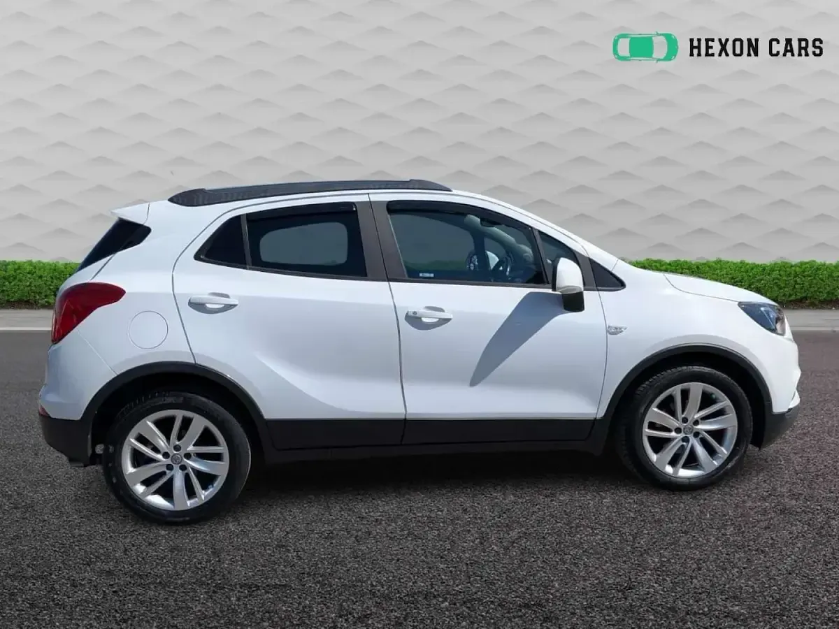 Used Vauxhall Mokka X Active 2018 White SUV