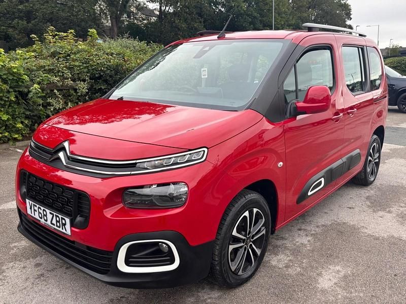 Red Used 2018 Citroën Berlingo Flair MPV | £14,995 (Fair price) - Image 1/4