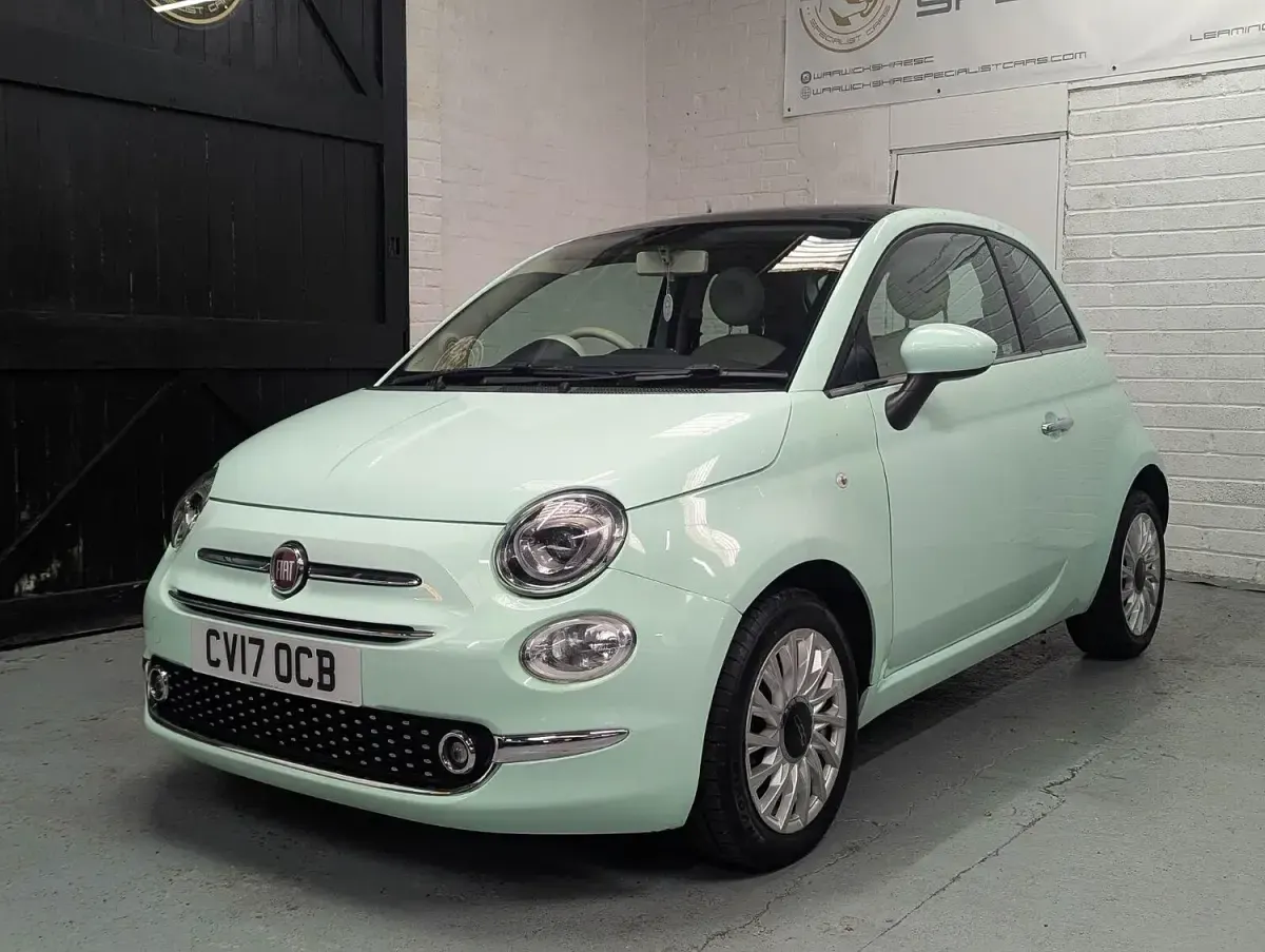 Used Fiat 500 Lounge 69 HP (50 kW) 2017 Green Hatchback