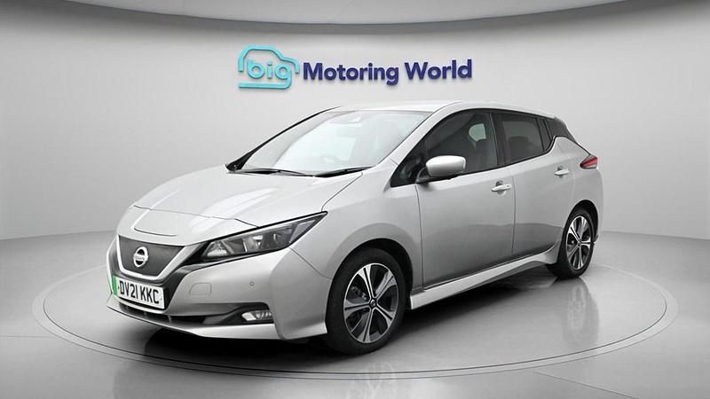 Usado Nissan Leaf N-Connecta 110 kW (150 HP) 2021 Citadino