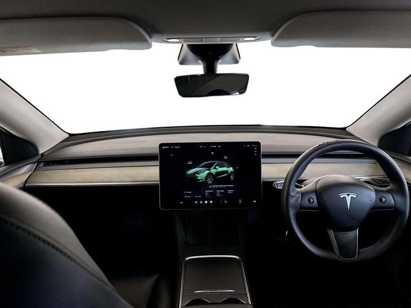 Used Tesla Model Y Long Range AWD 282 kW (384 HP) 2022 White SUV