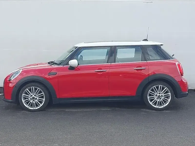 Used Mini Cooper Exclusive 136 HP (100 kW) 2023 Red Hatchback