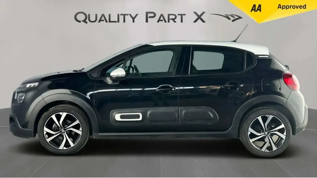 Używany Citroën C3 PureTech 2023 Czarny Hatchback