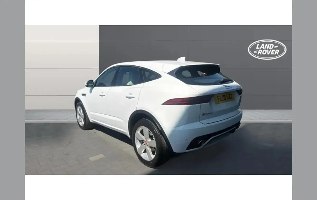 Used Jaguar E-Pace R-Dynamic 180 HP (132 kW) 2019 White SUV