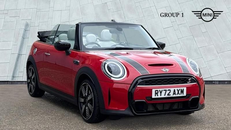 Red Used 2022 Mini Cooper S Exclusive Hatchback | £24,495 (A bit pricey) - Image 1/4