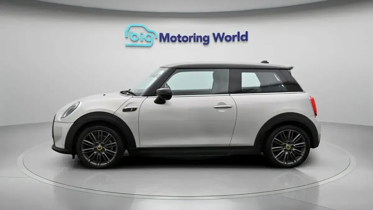 Used Mini Cooper S Hatch 135 kW (184 HP) 2022 Silver Hatchback