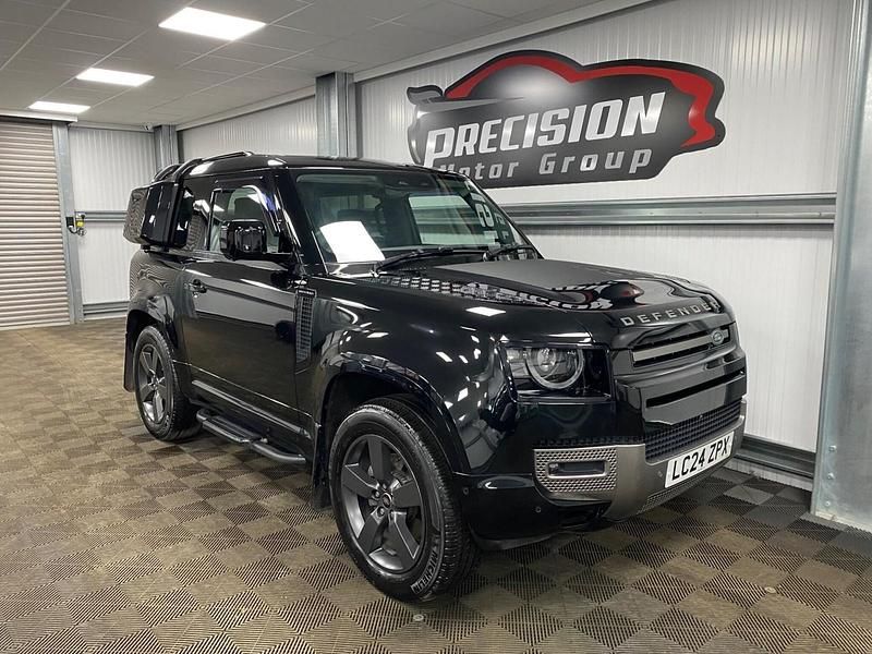 Black Used 2024 Land Rover Defender HSE Dynamic Estate | £57,995 (Super price) - Image 1/4