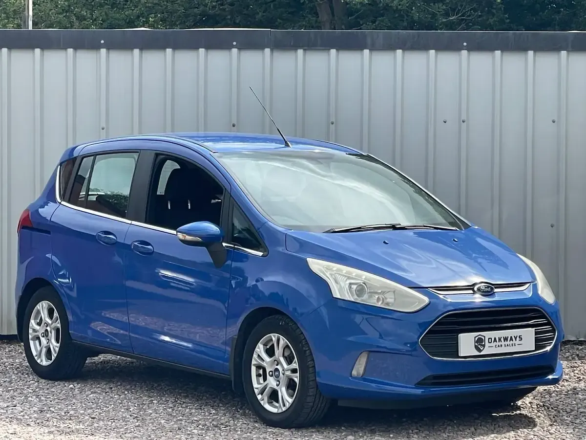 Used Ford B-MAX Zetec 100 HP (73 kW) 2013 Blue MPV