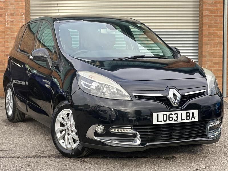 Black Used 2014 Renault Scénic III Dynamique MPV | £5,695 (Fair price) - Image 1/4