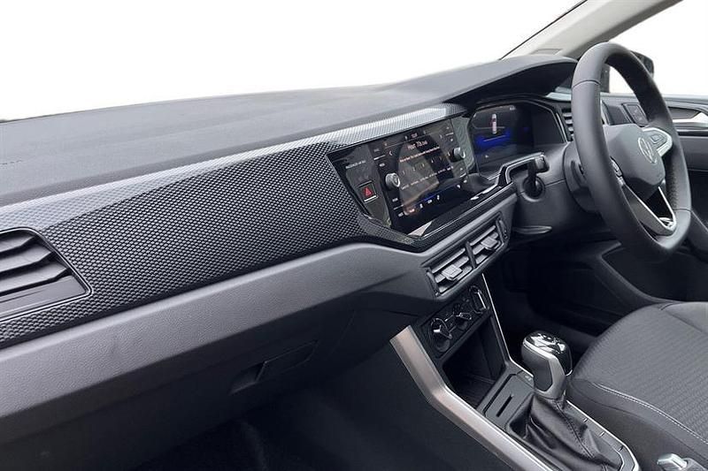 Used VW Polo Life 95 HP (69 kW) 2025 Black Hatchback