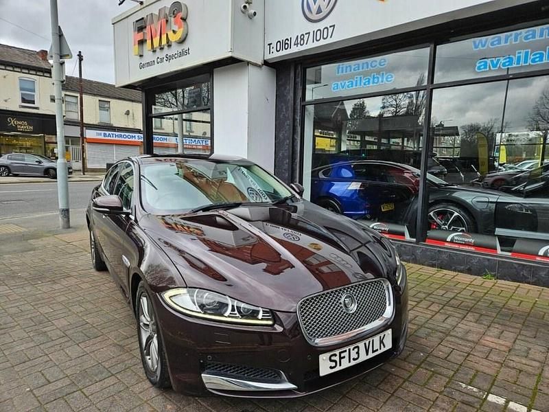 Used Jaguar XF Luxury 200 HP (147 kW) 2013 Red Sedan