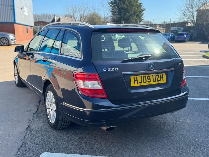 Begagnad Mercedes C220 Elegance 2009 Blå Kombi