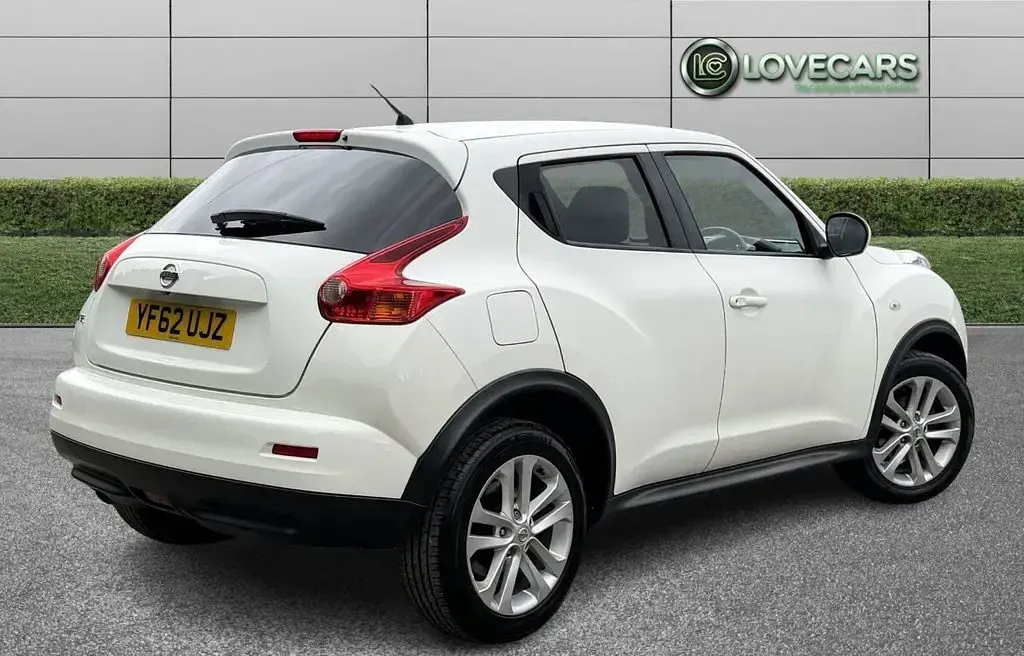Used Nissan Juke Acenta 117 HP (86 kW) 2012 White SUV