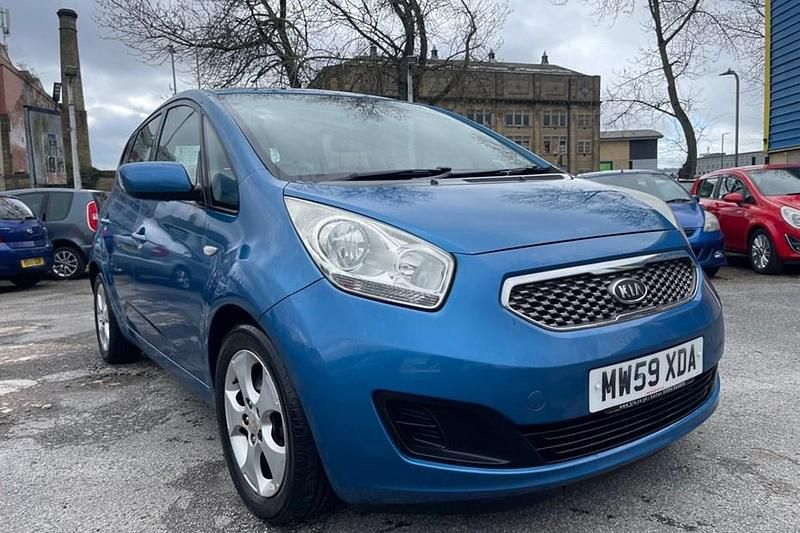 Used Kia Venga 2010 Blue Hatchback