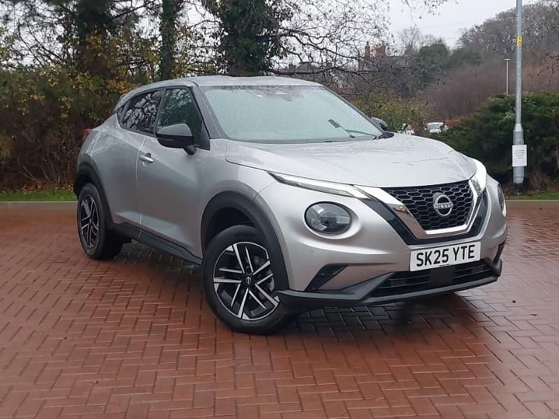 Used Nissan Juke N-Connecta 114 HP (83 kW) 2025 Silver SUV