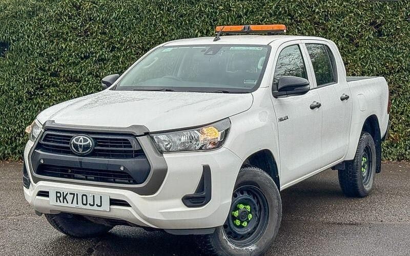 Used Toyota HiLux Active 150 HP (110 kW) 2024 Pickup