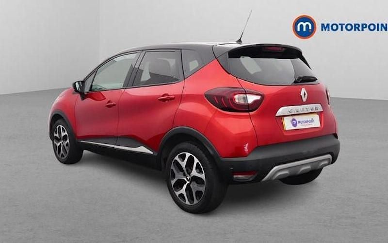 Used Renault Captur GT-Line 90 HP (66 kW) 2019 Red/black SUV