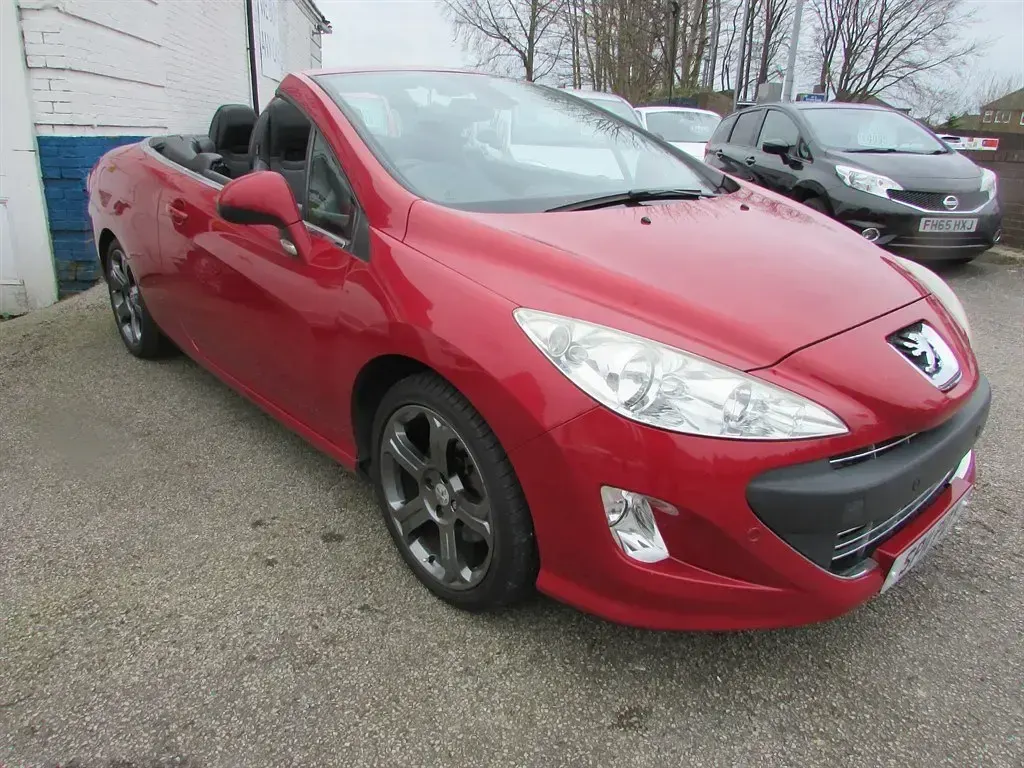 Begagnad Peugeot 308 CC GTi 2011 Röd Cab