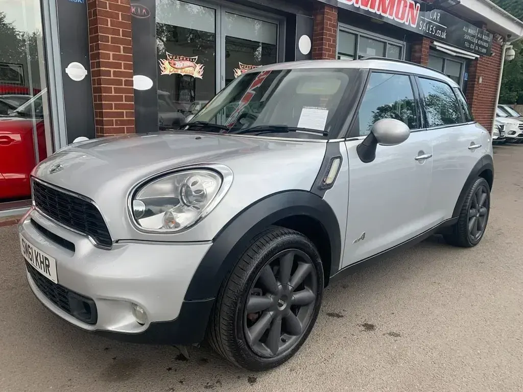 Used Mini Cooper S 184 HP (135 kW) 2011 Silver Hatchback