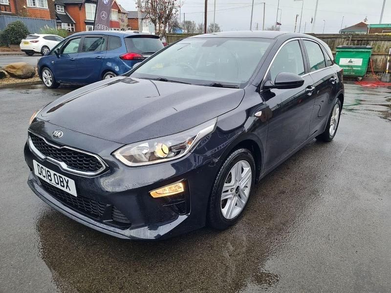 Used Kia Ceed 118 HP (86 kW) 2018 Black Hatchback
