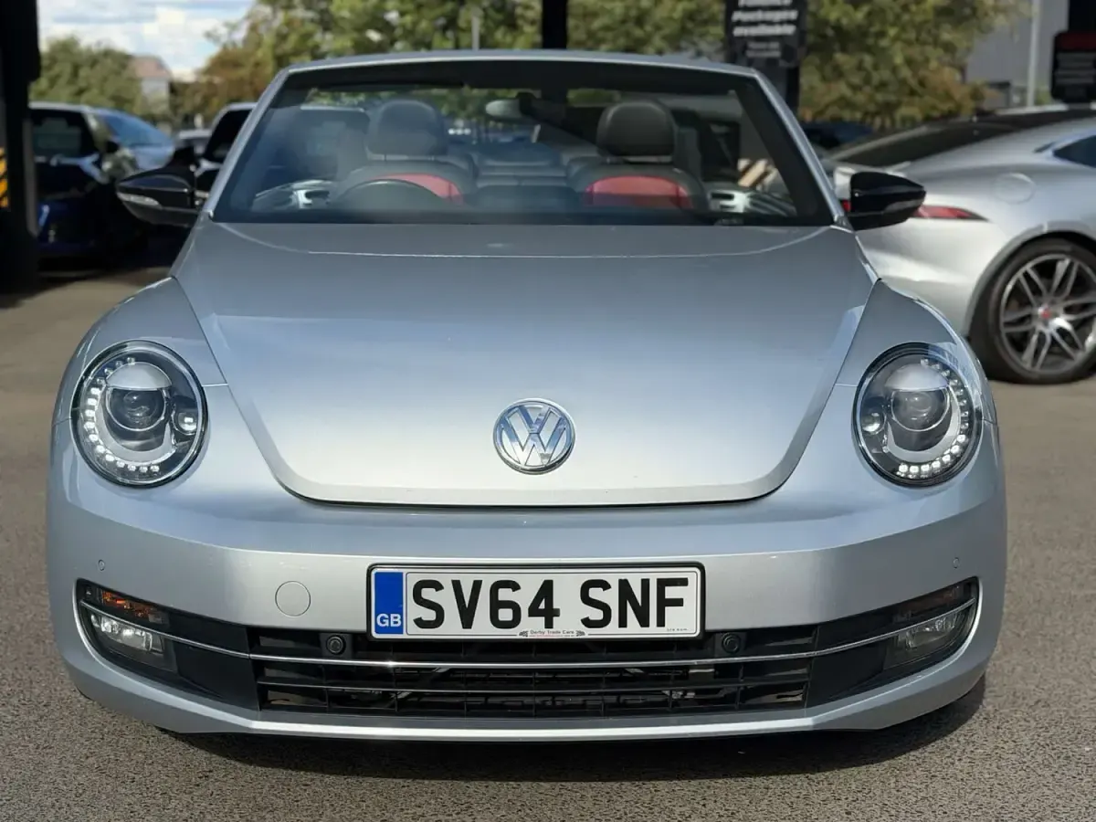 Used VW Beetle Sport 140 HP (102 kW) 2014 Silver Hatchback