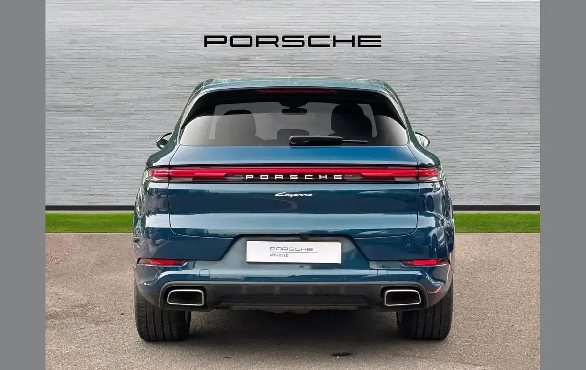 Used Porsche Cayenne 353 HP (259 kW) 2024 Blue SUV