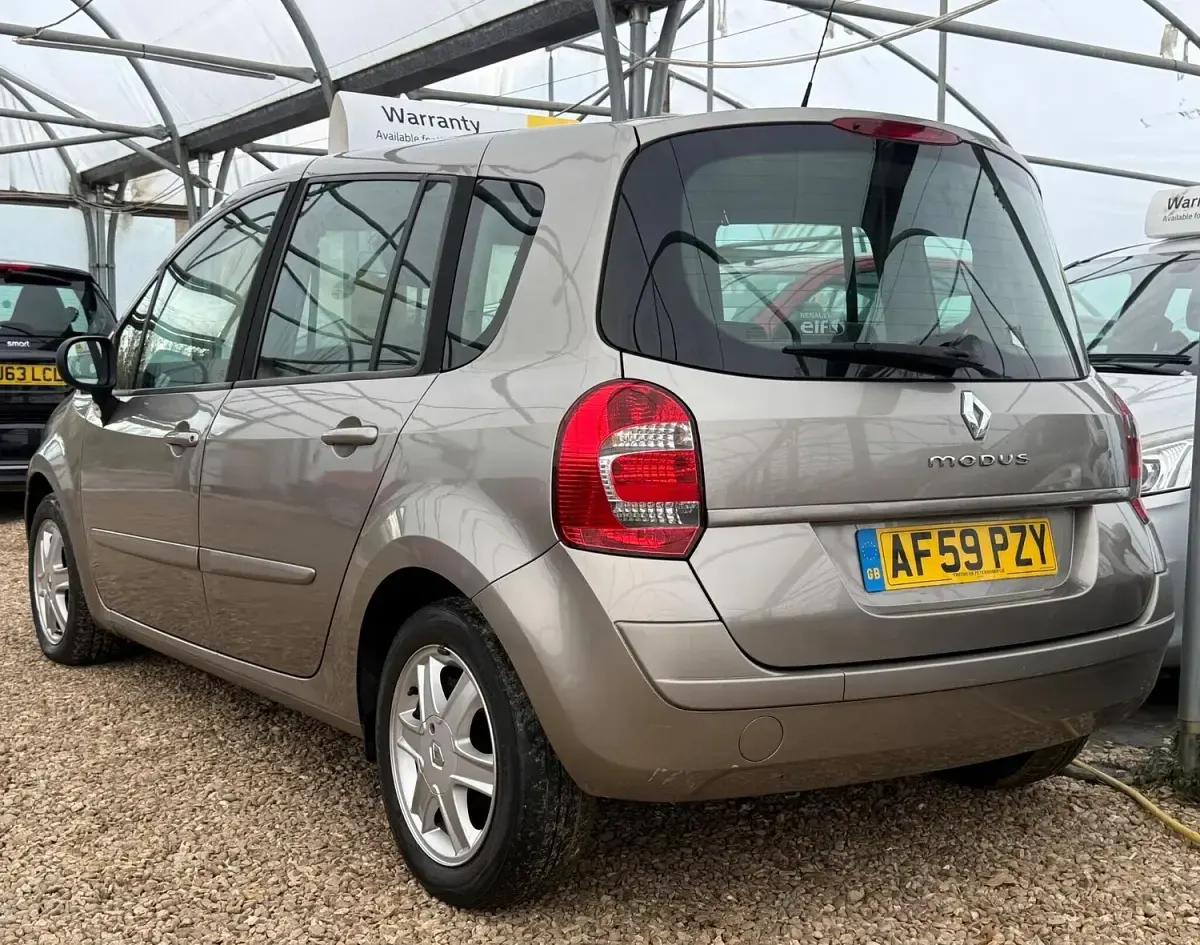 Used Renault Grand Modus Dynamique 2009 Beige MPV