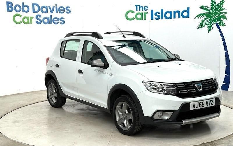 White Used 2018 Dacia Sandero Comfort Hatchback | £8,250 (Fair price) - Image 1/4