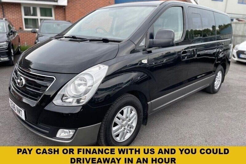 Black Used 2016 Hyundai I800 SE MPV | £9,995 (Good price) - Image 1/1