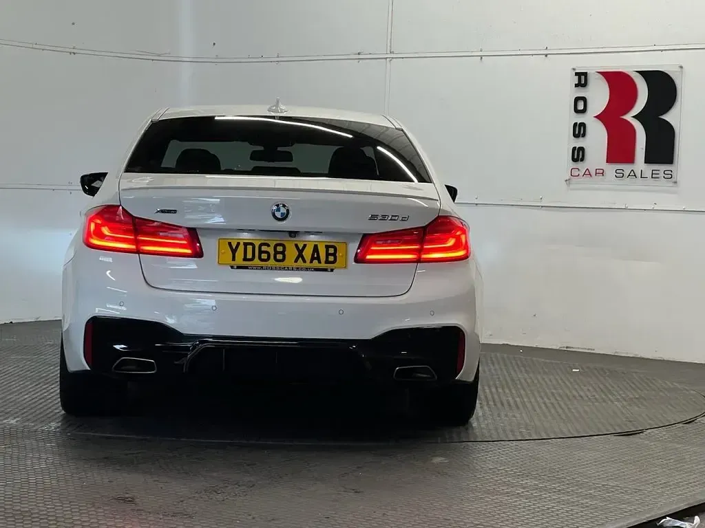Used BMW 530 M Sport 265 HP (194 kW) 2018 White Sedan