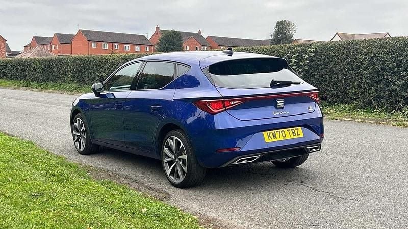 Used Seat Leon FR Sport 2020 Blue Hatchback