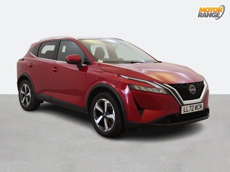 Red Used 2022 Nissan Qashqai N-Connecta SUV | £15,895 (Fair price) - Image 1/4