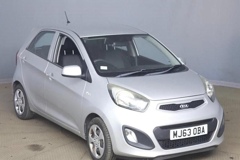 Used Kia Picanto Air 68 HP (50 kW) 2013 Silver Hatchback