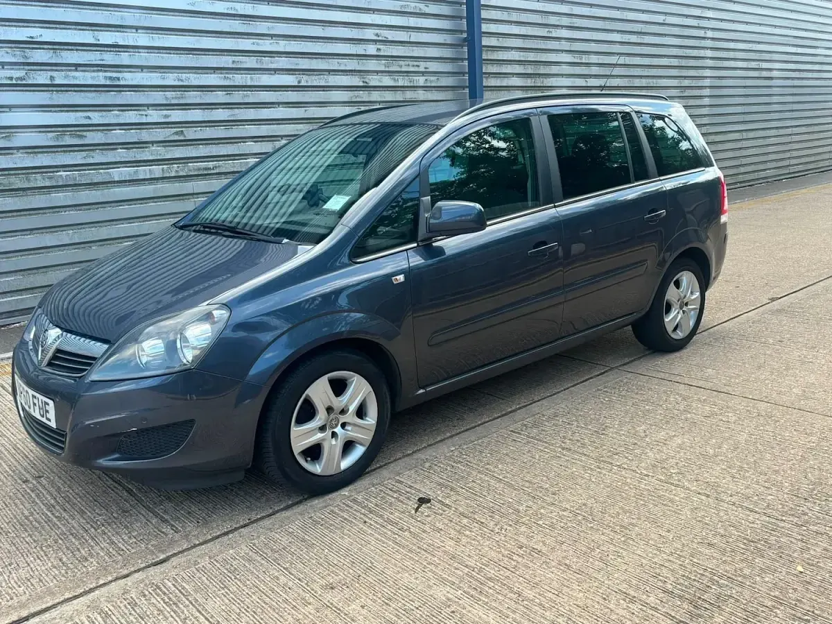 Used Vauxhall Zafira 140 HP (102 kW) 2011 Blue MPV